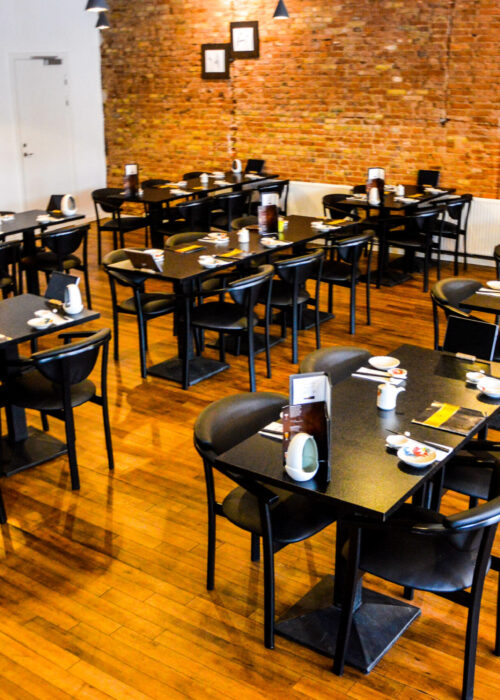 Sushi Kolding restaurant Hos Atami Sushi Kolding, kan du få en fortryllende og mættende oplevelse, hvor du kan spise dig løs på dine yndlingssushi, forretter og kyllingespyd.